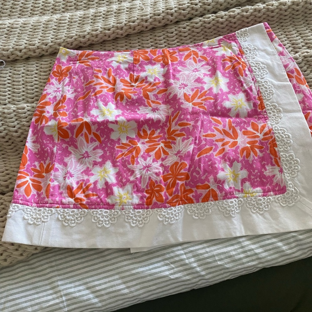 Lilly Pulitzer Pink and Orange Floral Skort